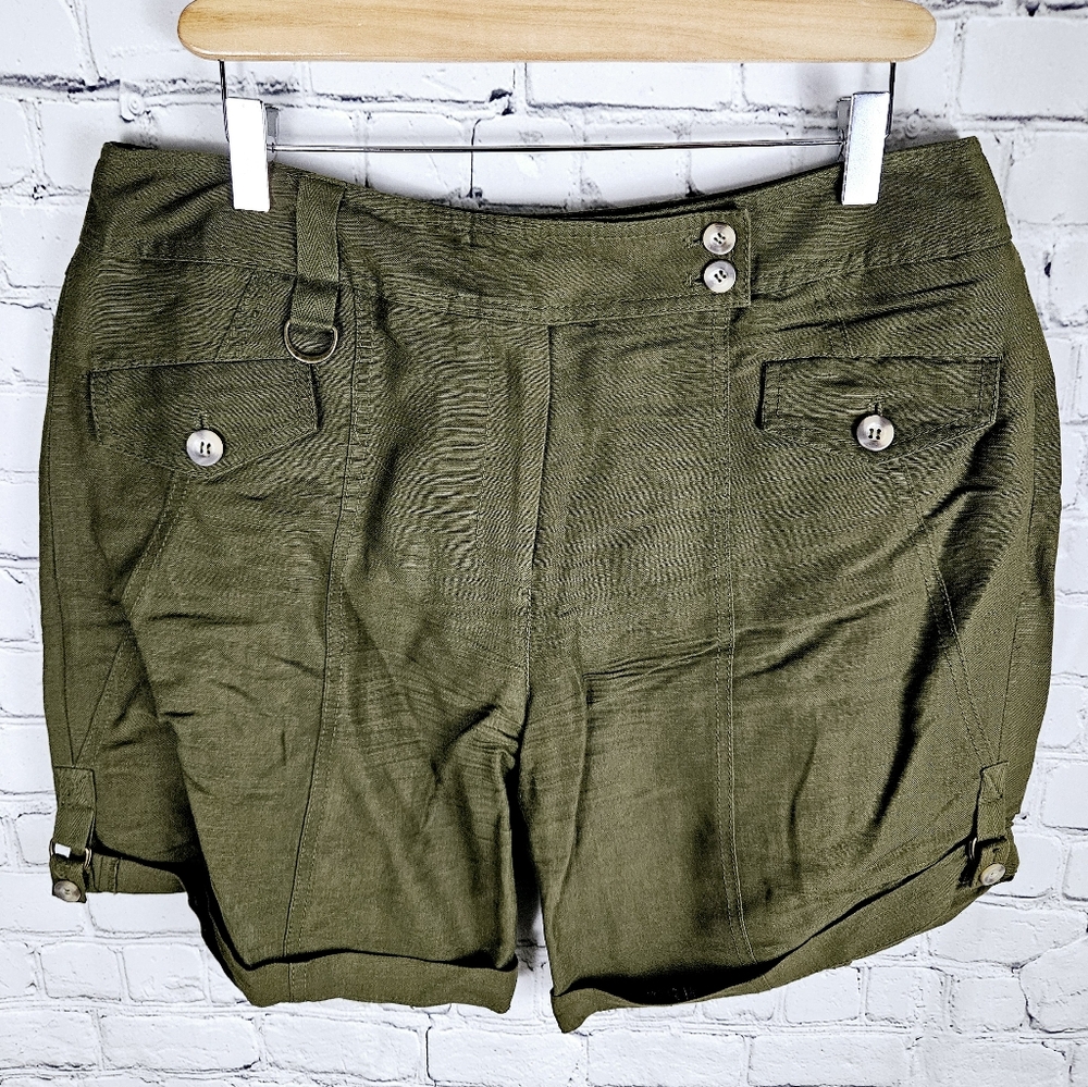 BIANCA NYGARD | linen blend roll cuff hem shorts